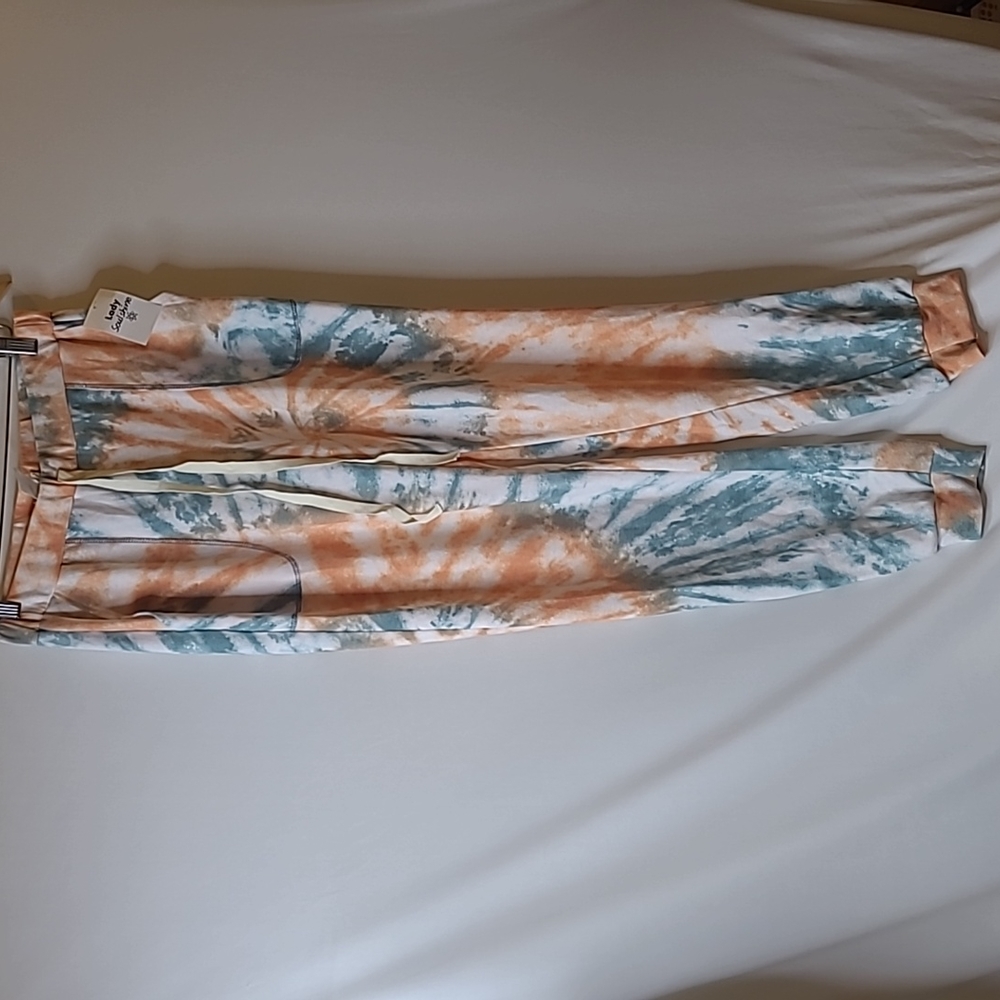 Lady Soul shine Tie Dye sweat pants. NWT. Medium